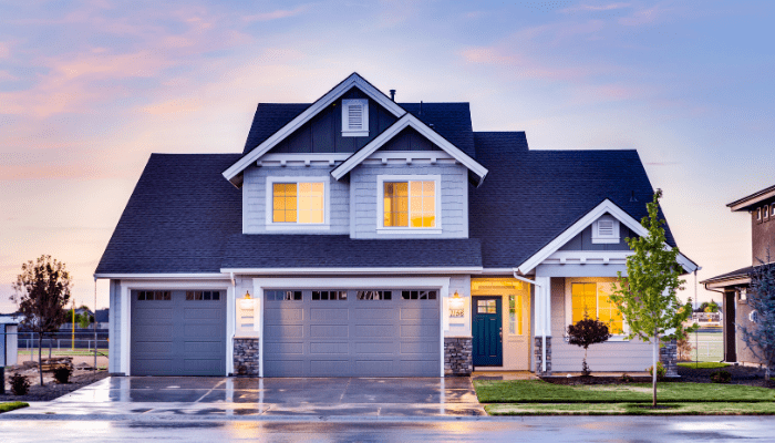 The exterior color is important when choosing the best paint colors for selling a house